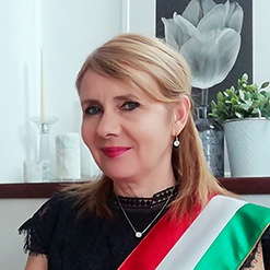 Vörös Melinda Esküvői Szertartásvezető